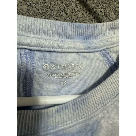 Athleta Sweater Small Purple Tie Dye Pullover Active Crew Neck Sweatshirt - Picture 2 of 3
